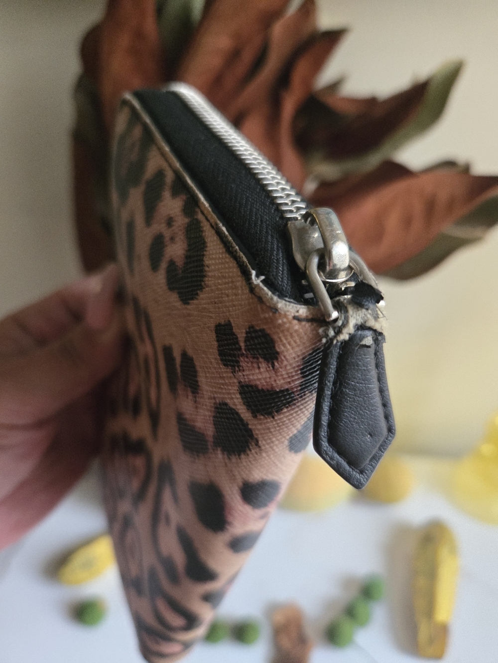 GUC Givenchy Leopard Print Long Continental Leather Zip-Around Wallet - Picture 3 of 16
